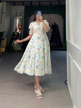 Load image into Gallery viewer, White Floral Georgette Frock - Elegant Spring Dress ClothsVilla