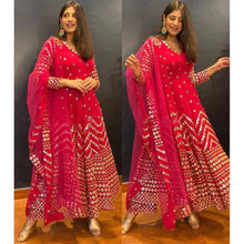Load image into Gallery viewer, Pink Color Salwar Suit with Mirror Work ClothsVilla