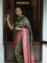 Load image into Gallery viewer, Imbrication Dark Green Soft Silk Saree With Demesne Blouse Piece ClothsVilla