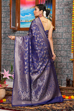 Load image into Gallery viewer, Breathtaking Navy Blue Kanjivaram Silk Saree With Adorable Blouse Piece Bvipul