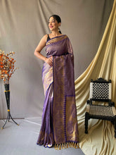 Load image into Gallery viewer, Blue Purple Saree in Pure Kanjeevaram Silk Woven Clothsvilla