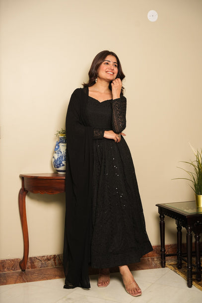 black dress design salwar kameez Black Salwar Kameez