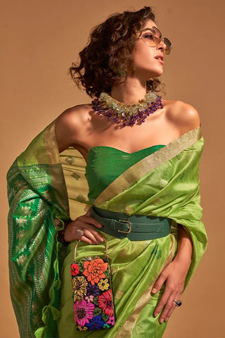 Elegant Handloom Silk Saree with Matching Blouse Piece Clothsvilla