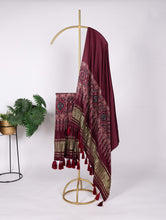 Load image into Gallery viewer, Luxurious Gaji Silk Dupatta: Digital Prints &amp; Classic Lagdi Patta with Tassels ClothsVilla