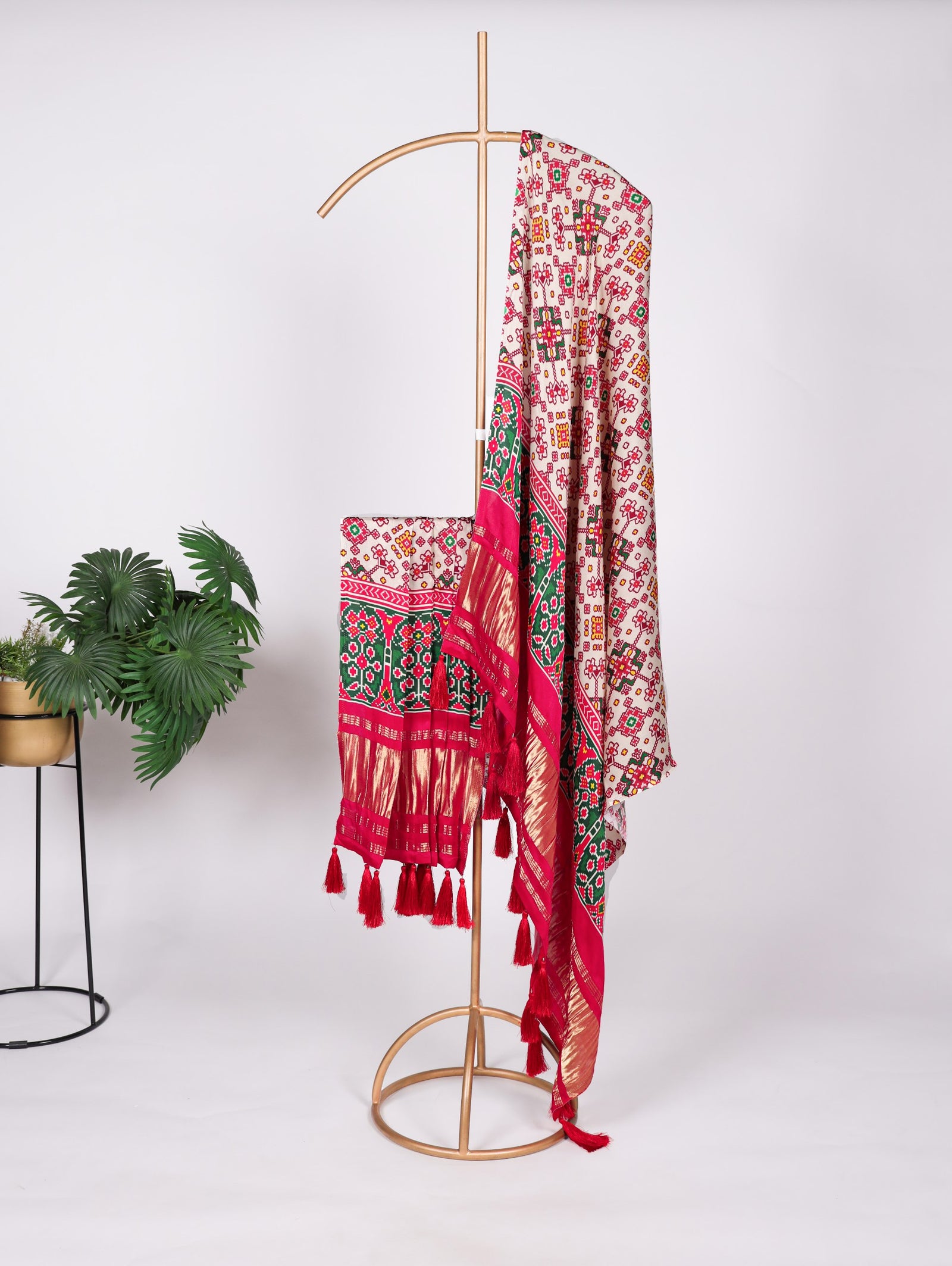 White Gaji Silk Dupatta with Digital Prints & Lagadi Patta ClothsVilla
