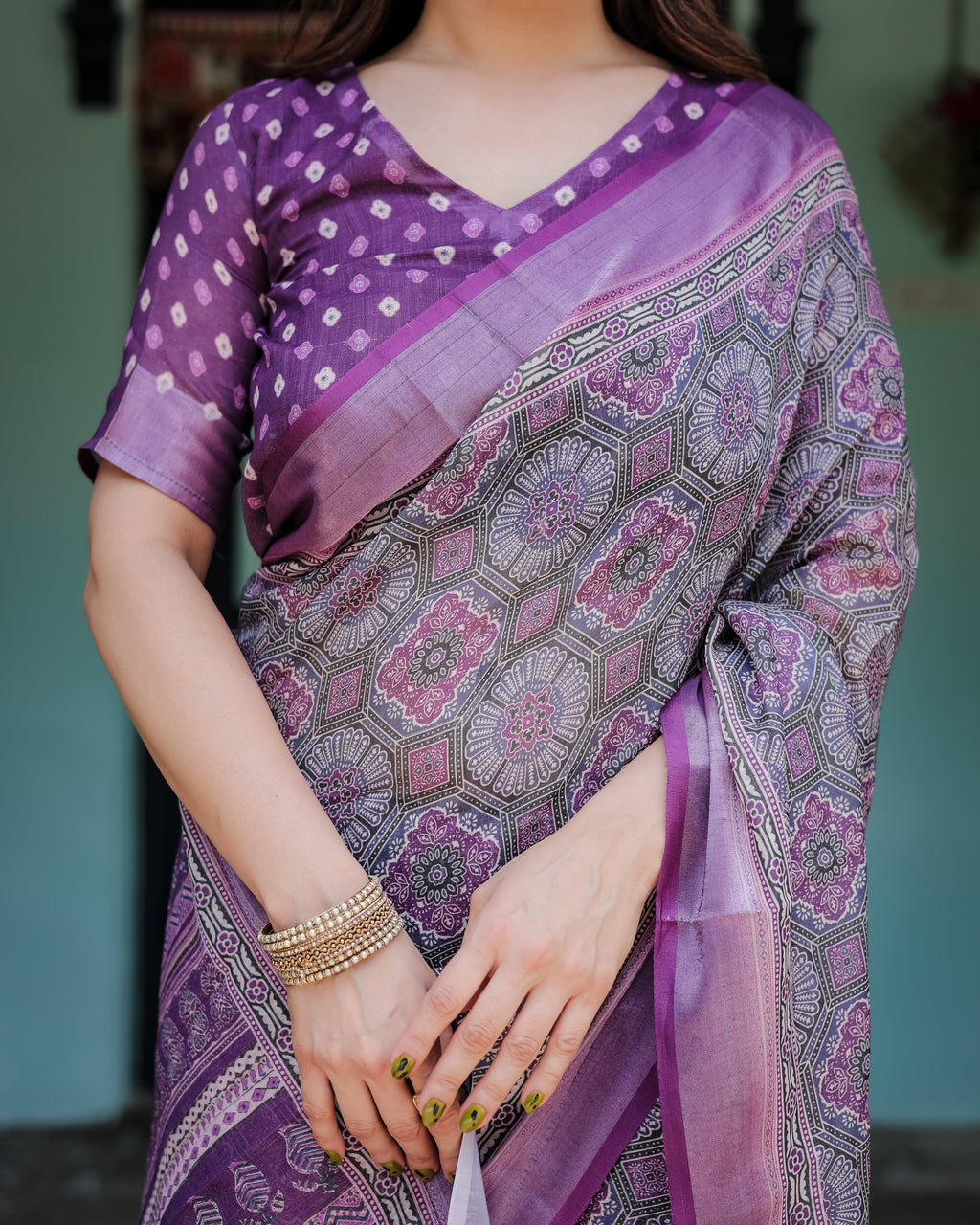 Elegant Purple Cotton Linen Saree with Geometric Motif and Blouse LINEN