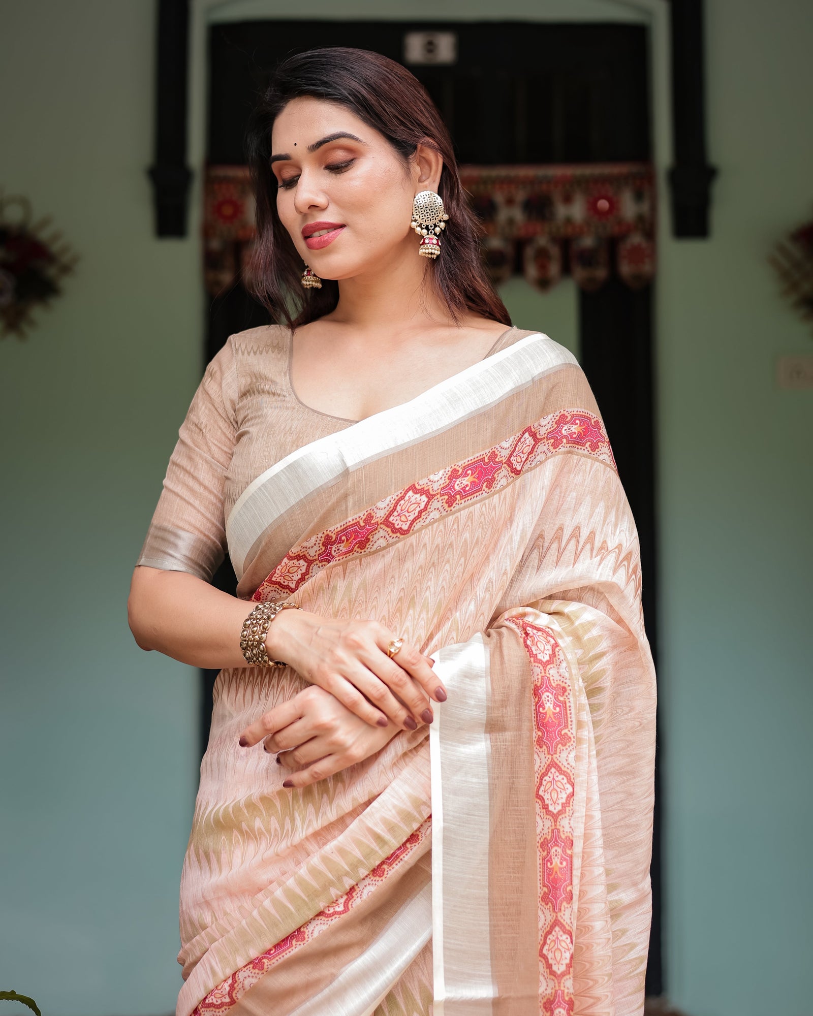 Beige and Pink Floral Printed Pure Cotton Linen Saree with Blouse and Tassels on Edges LINEN