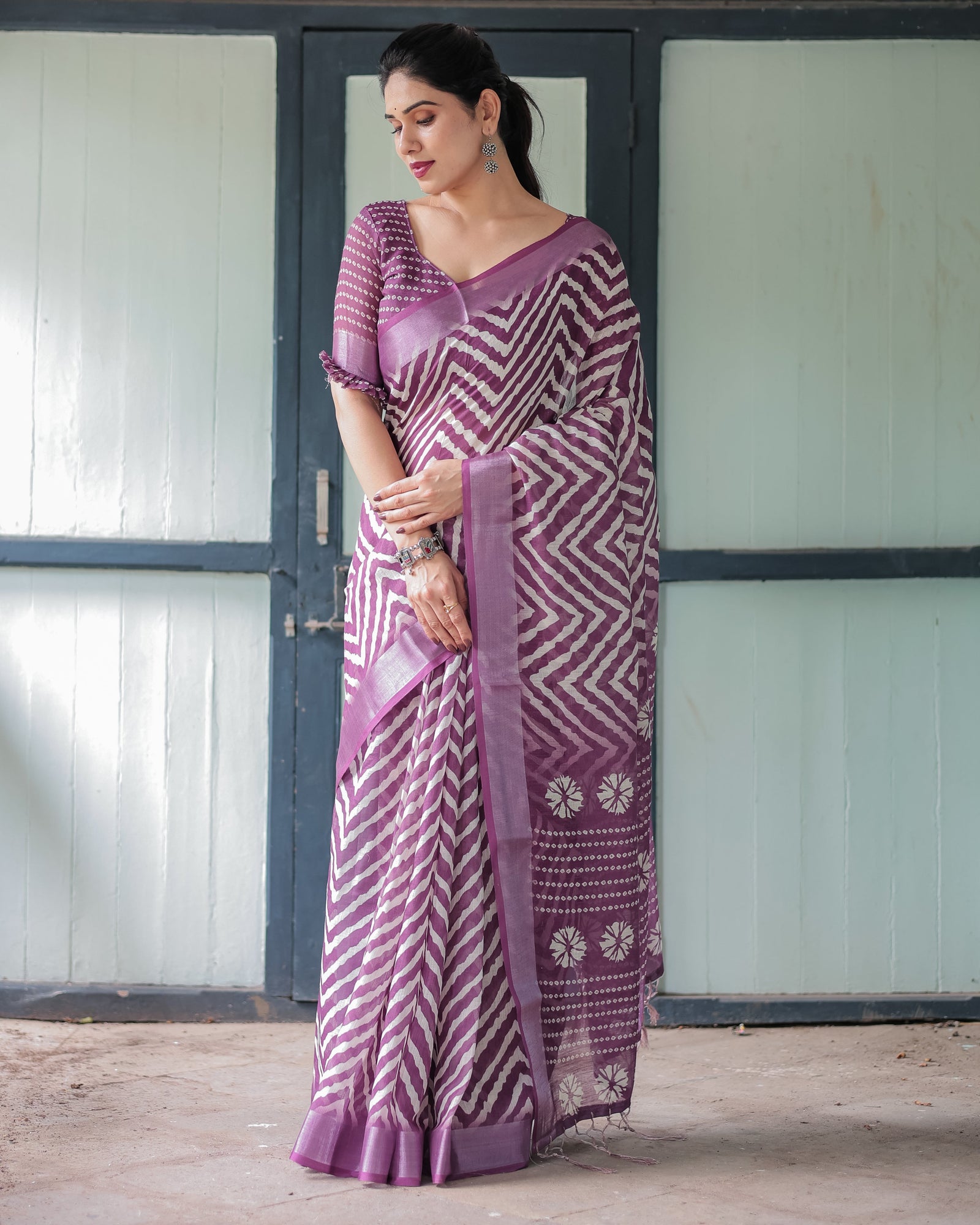 Purple and White Zigzag Patterned Pure Cotton Linen Saree with Blouse and Tassel Edges LINEN
