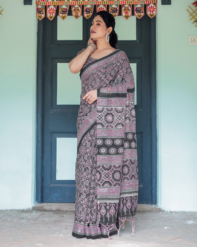 Black Pure Cotton Linen Saree with Pink Striped Pallu and Tassel Accents LINEN