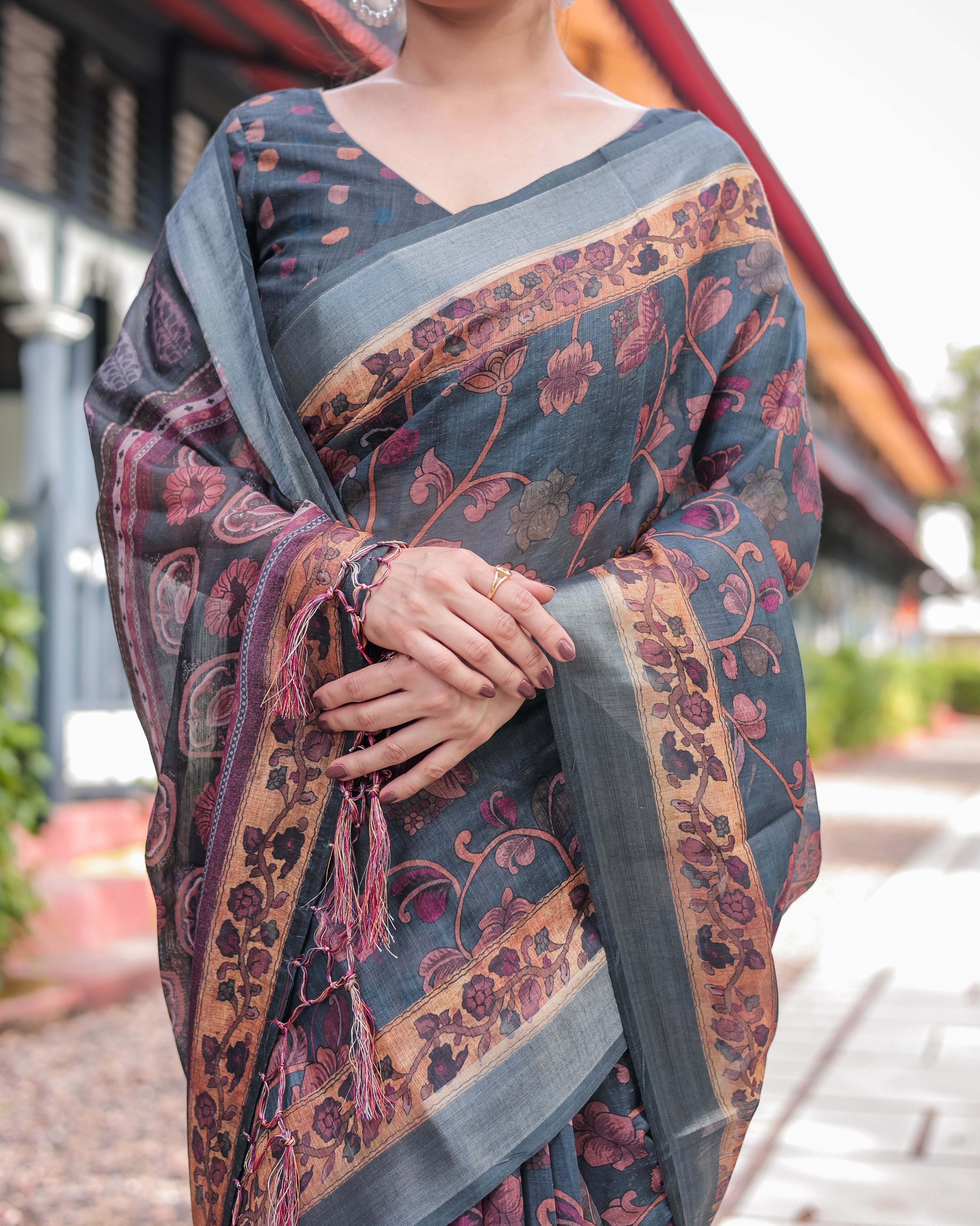 Charcoal Gray Floral Design Pure Cotton Linen Saree with Blouse and Tassels LINEN