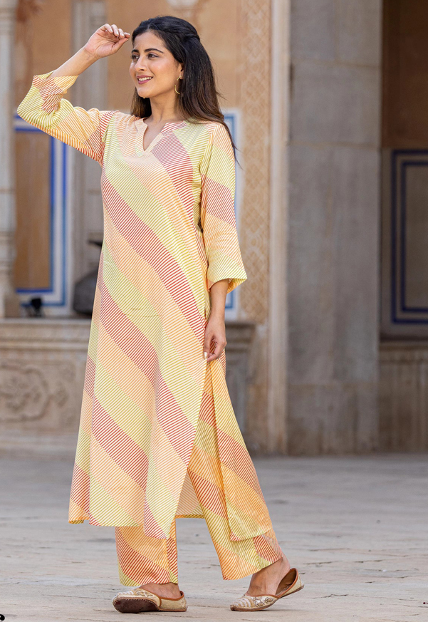 Mustard Sunshine Kurti Set with Printed Design Secondary image