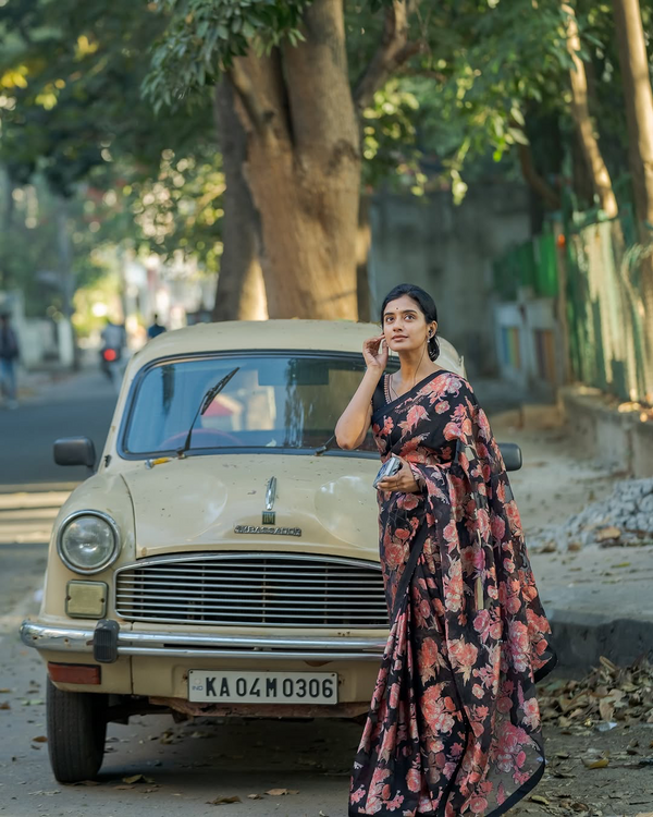 Midnight Bloom Black Georgette Saree with Vintage Rose Floral Print & Matching Blouse Fabric FANCY SAREES