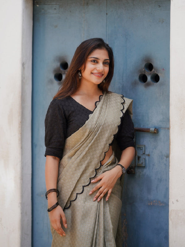 Exquisite Artichoke Gadhwal Chex Saree with Arca Work and Lucknowi Work Blouse ClothsVilla