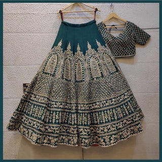 Designer lehenga choli for women party wear Bollywood lengha sari,Indian wedding wear embroidered custom stitched lehenga with dupatta ClothsVilla