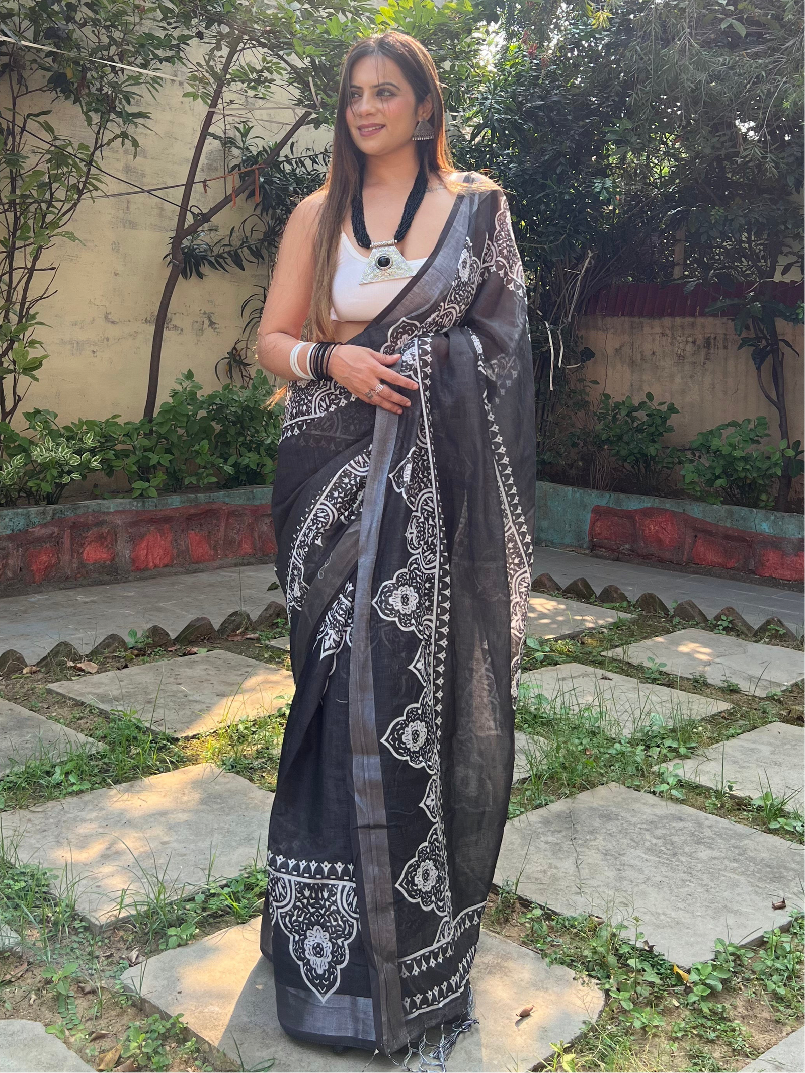 Black and White Pure Cotton Linen Saree with Intricate Floral Design and Tassels on Edges LINEN