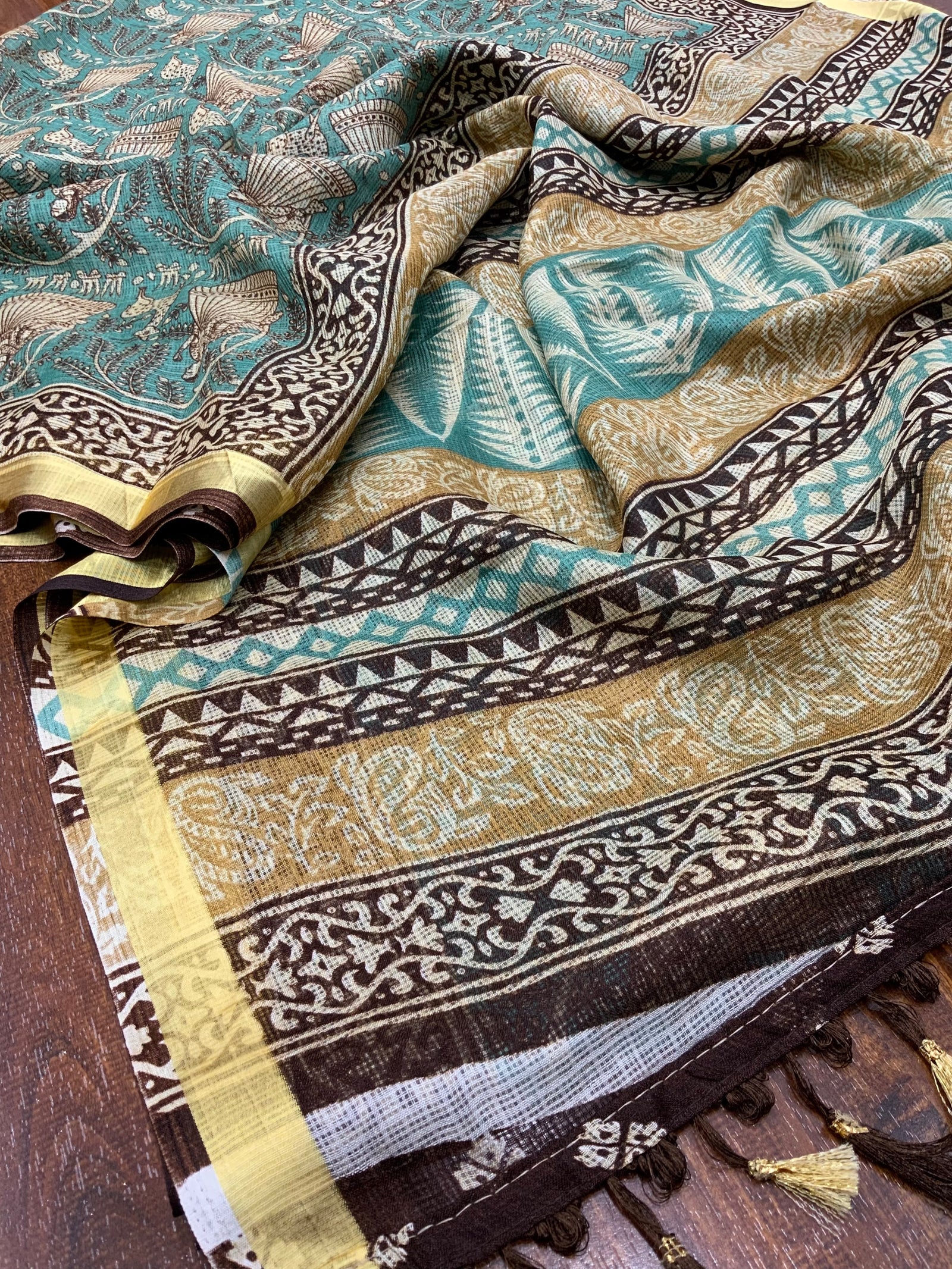 Elegant Women's Soft Kota Silk Printed Saree with Weaving Pattu Border ClothsVilla