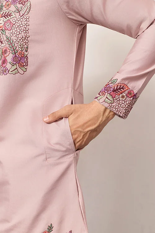 Stylish Dusty Pink Kurta Pant Set for Festive Occasions Clothsvilla