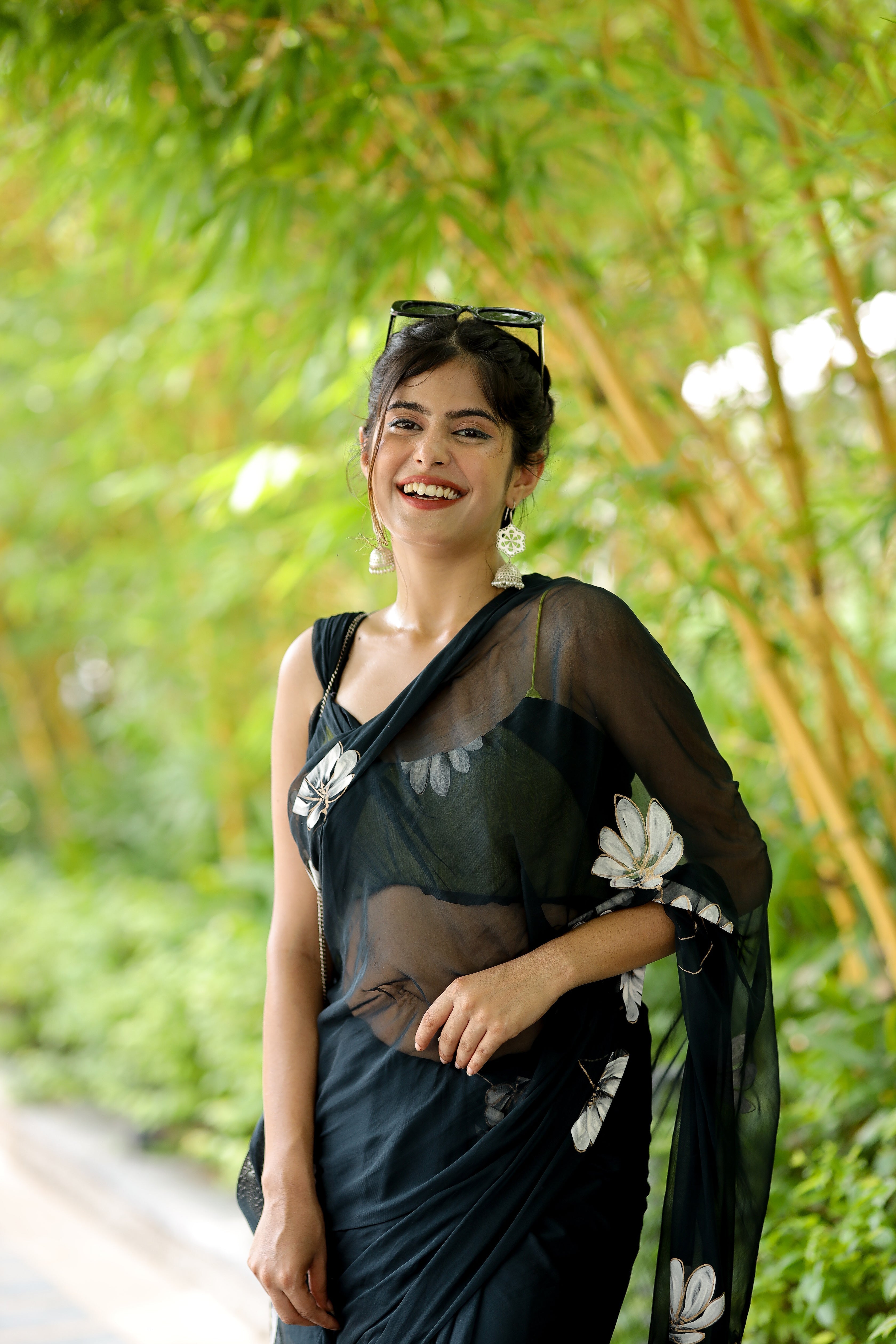 Black Georgette Saree with Hand-Painted White Florals – Attached Blouse – 5.5 Meters FANCY SAREES