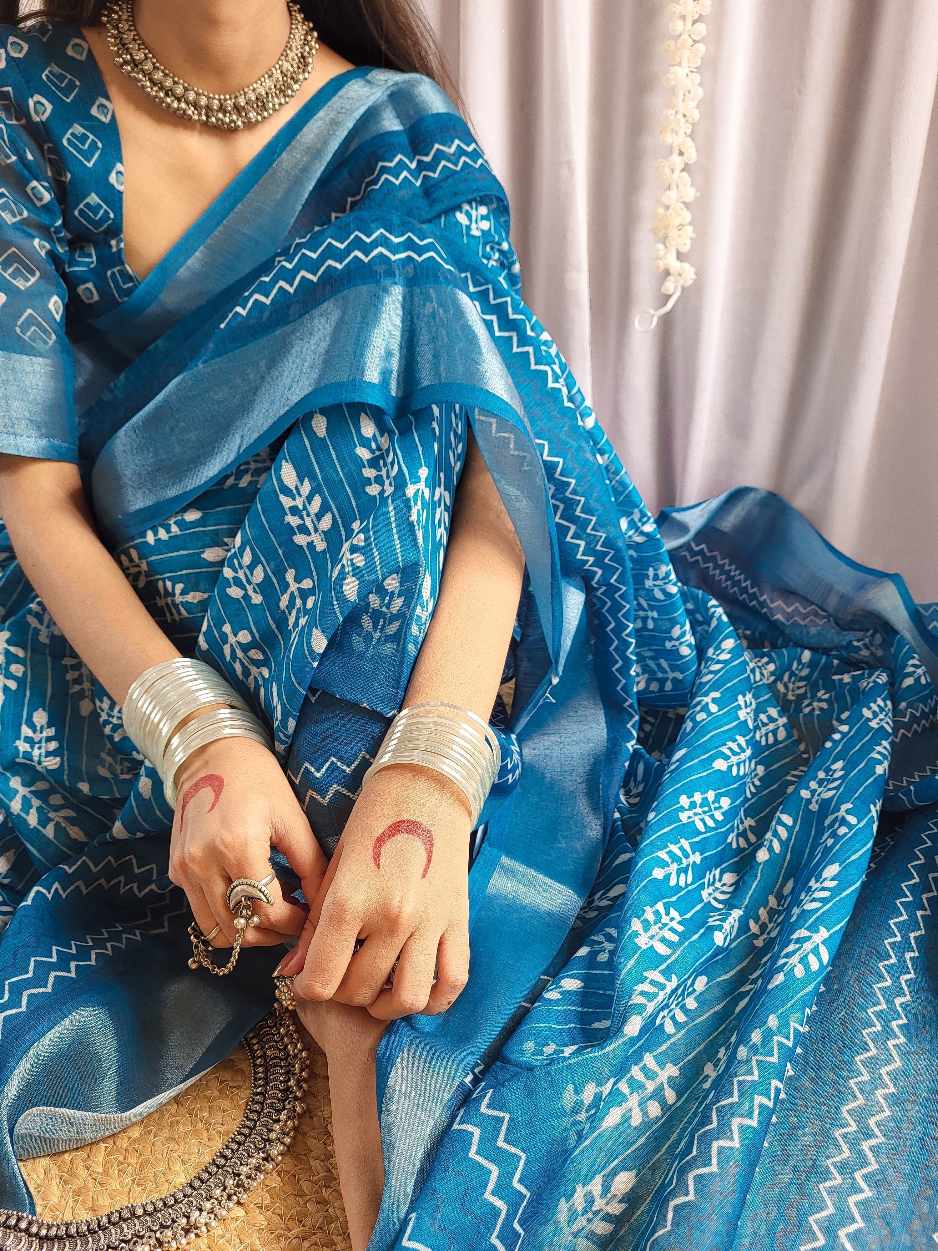 Elegant Blue Pure Linen Saree with Tassels and White Floral Patterns LINEN