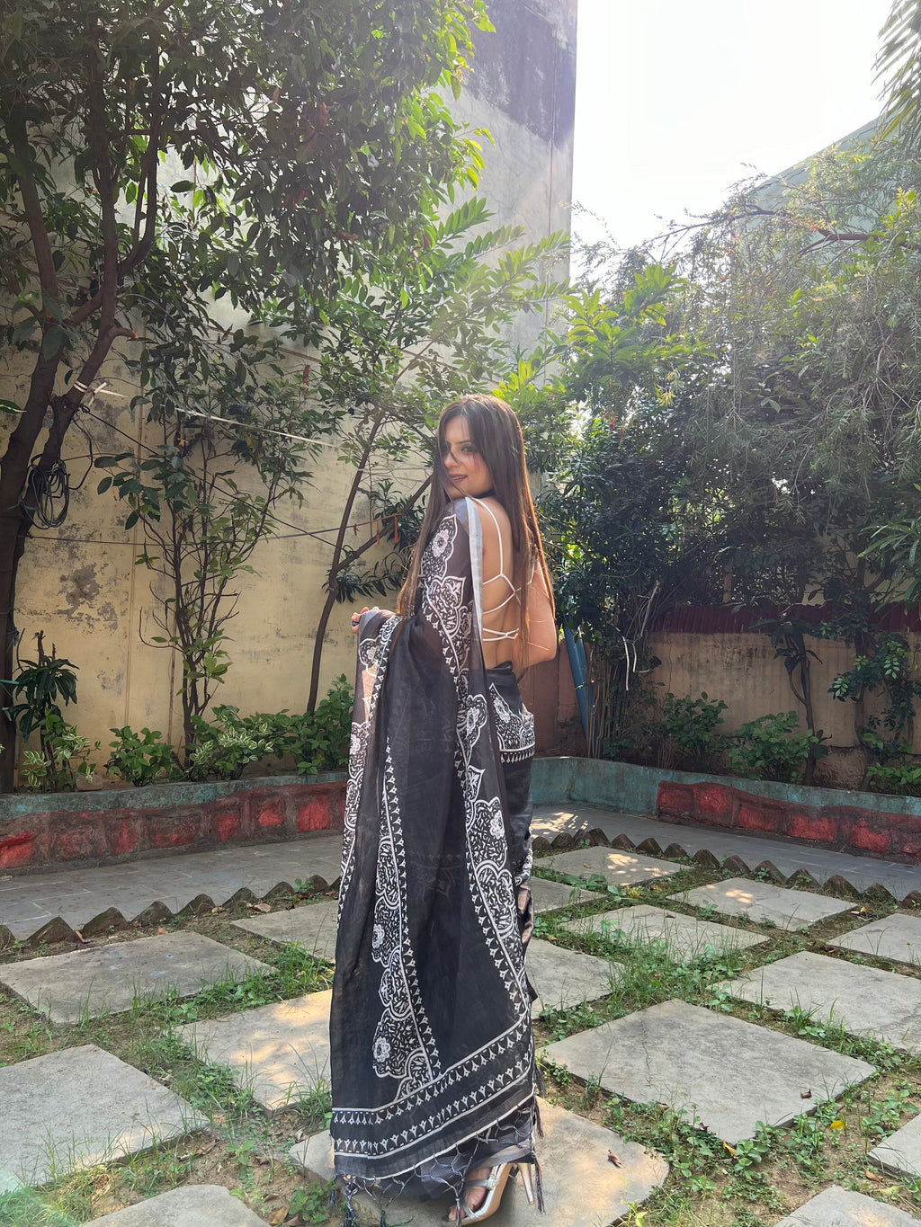 Black and White Pure Cotton Linen Saree with Intricate Floral Design and Tassels on Edges LINEN