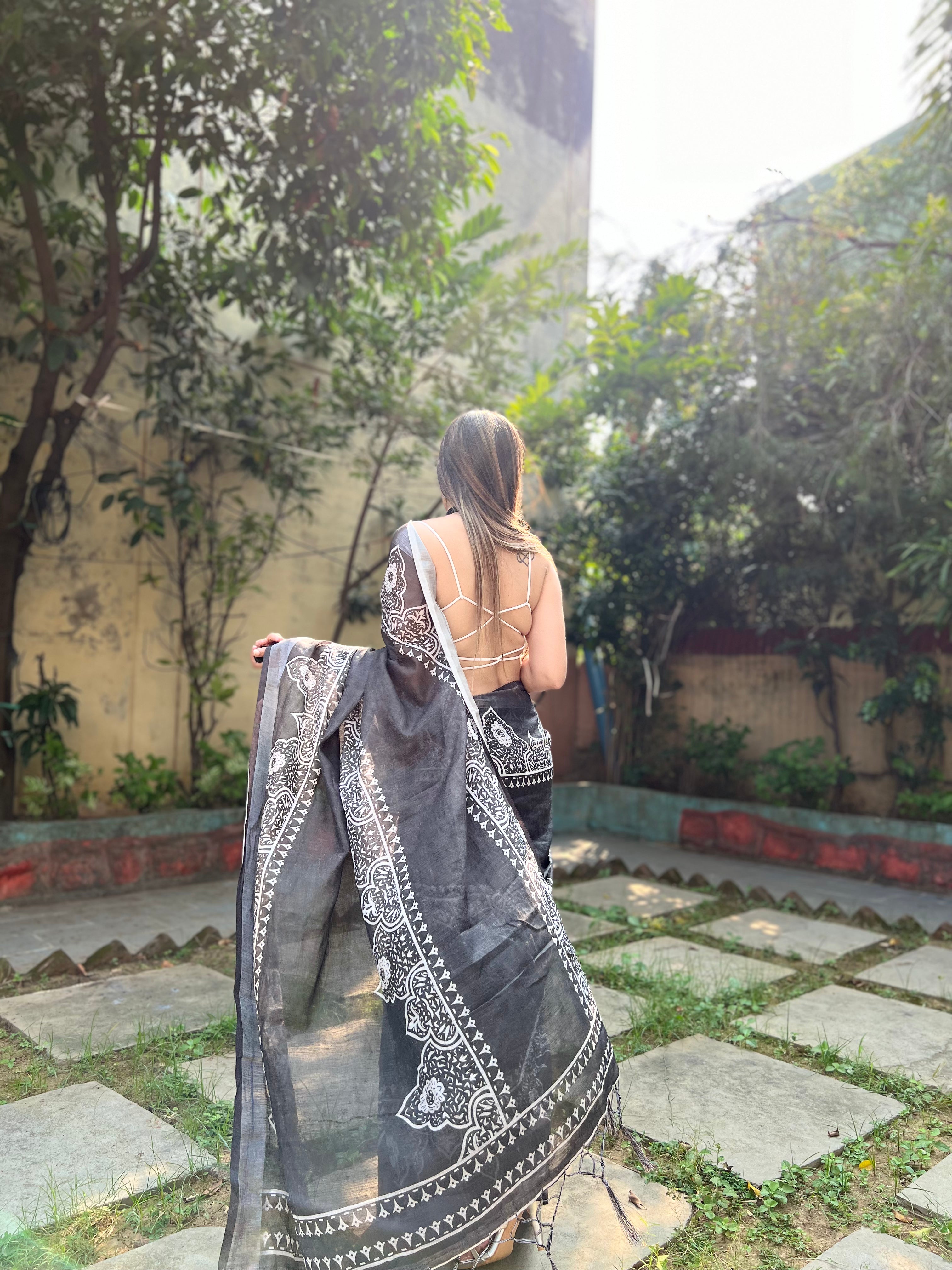 Black and White Pure Cotton Linen Saree with Intricate Floral Design and Tassels on Edges LINEN