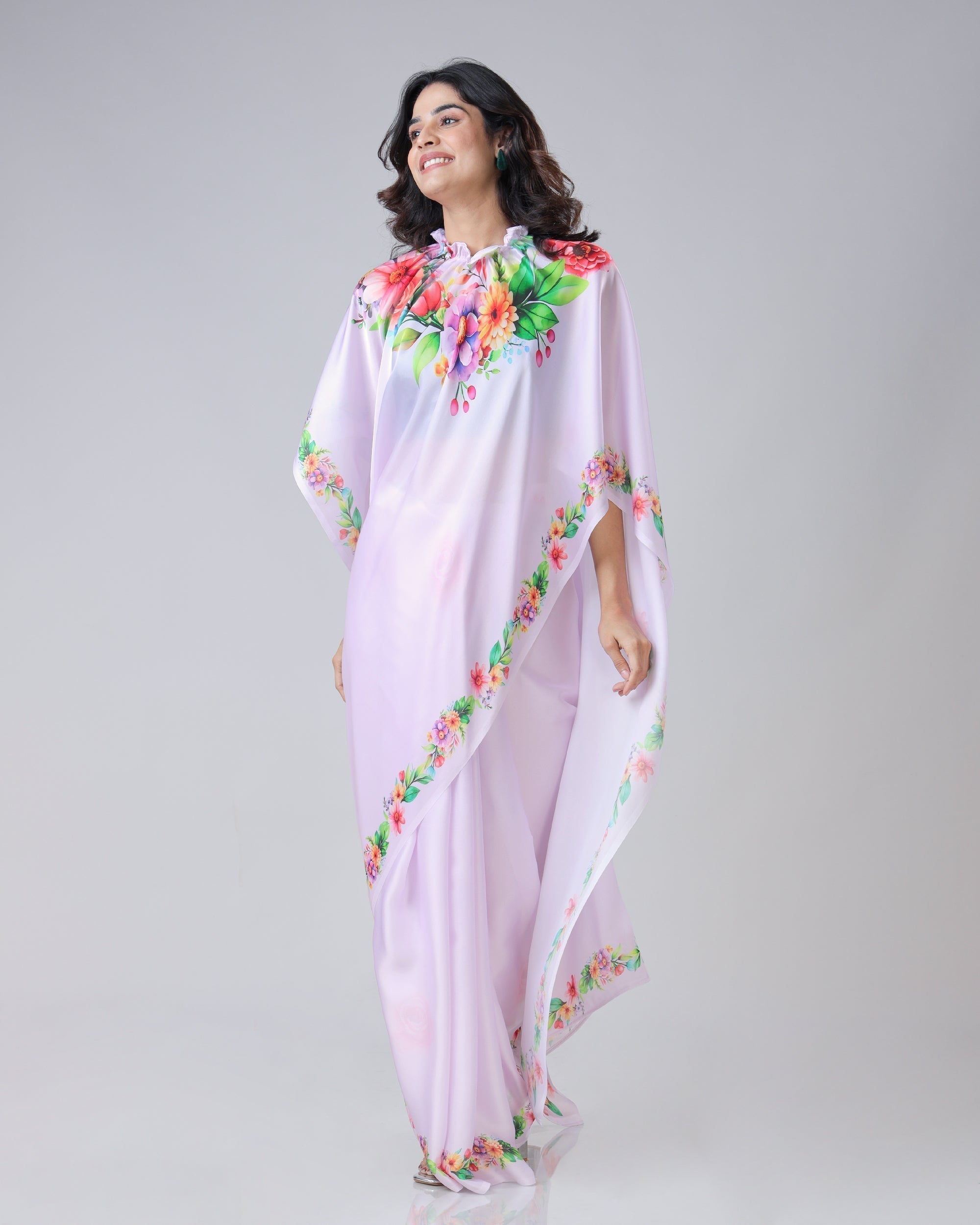 Lavender Bloom Floral Freehand Saree – Handsfree Elegance in Pastel Perfection Secondary image