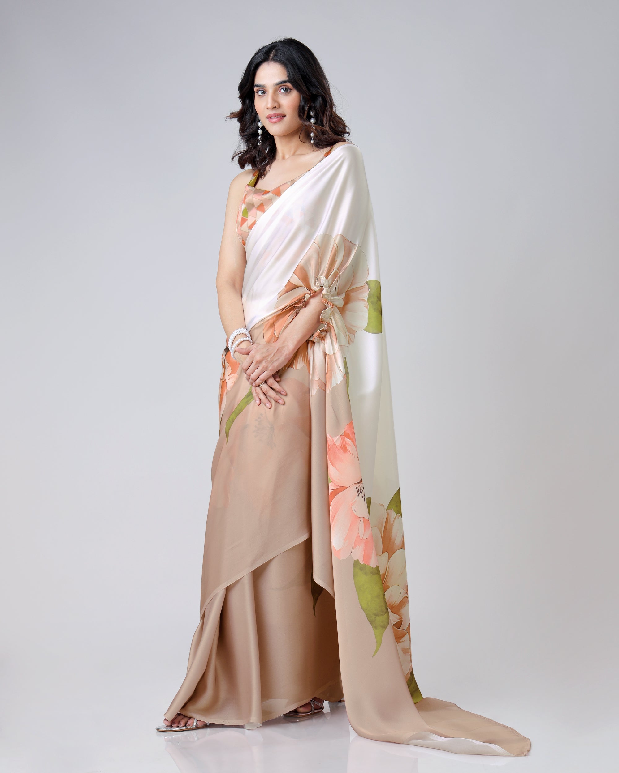 Mocha Beige & Ivory Floral Freehand Saree – Effortless Elegance with Handsfree Drape Secondary image