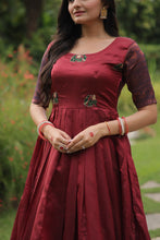 Load image into Gallery viewer, Elegant Banarasi Jacquard Silk Maroon Gown with Textured Weave ClothsVilla