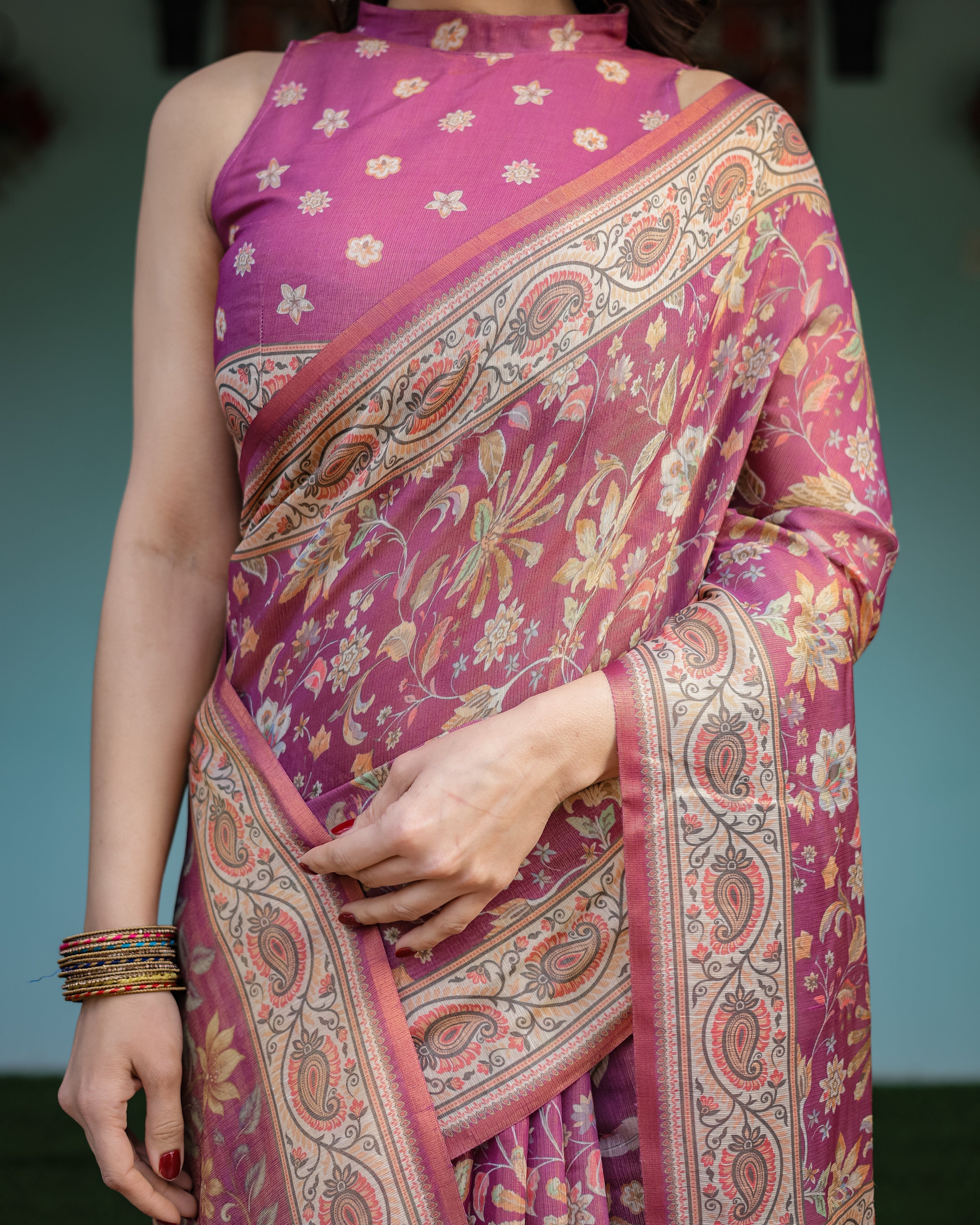 Magenta Handloom Cotton-Linen Saree with Gold Floral Motifs and Peacock Pallu LINEN HANDLOOM