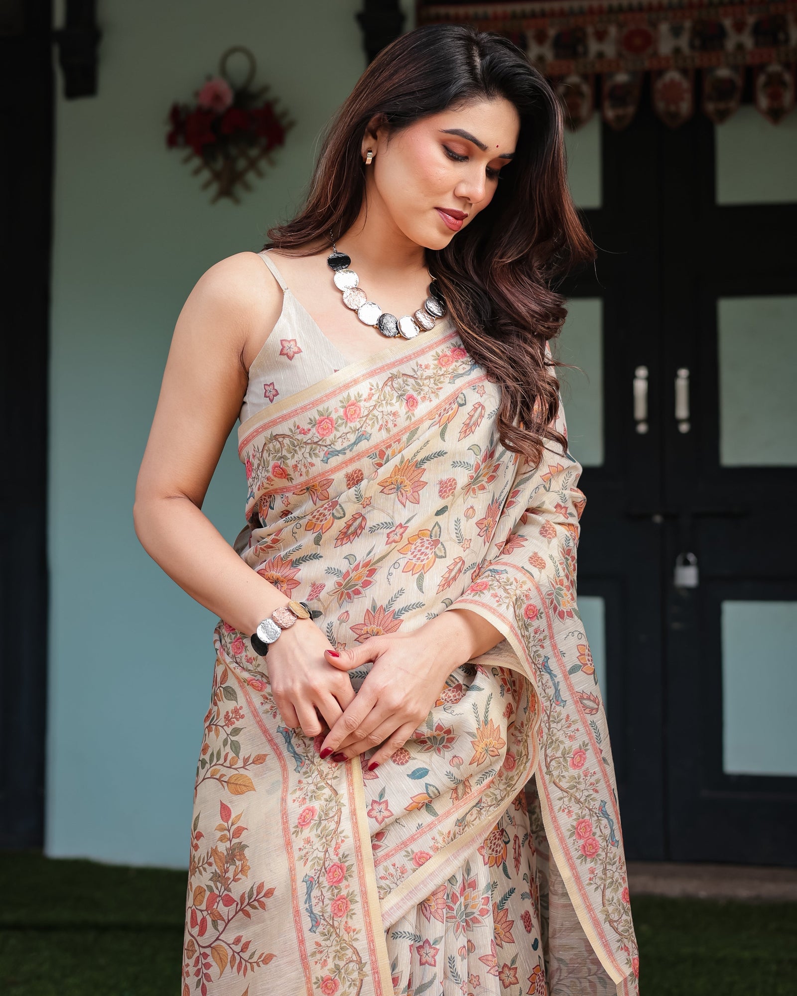 Elegant Beige Handloom Cotton-Linen Saree with Golden Zari Weave, Floral Printed Pallu & Tassel Detailing LINEN HANDLOOM