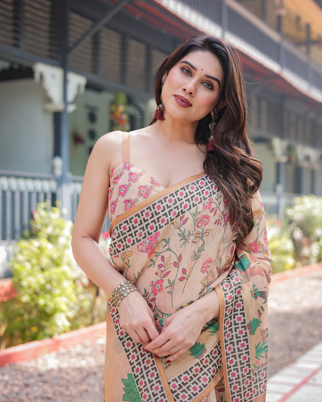 Beige Handloom Cotton-Linen Saree with Elephant Motifs and Geometric Border Design LINEN HANDLOOM