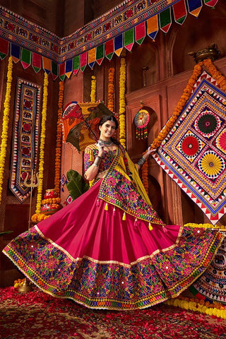 Traditional Mirror Work Chaniya Choli Set for Navratri Clothsvilla