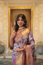 Load image into Gallery viewer, Exquisite Kanjivaram Silk Purple Saree with Zari Weaving Work ClothsVilla