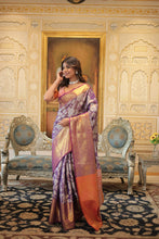 Load image into Gallery viewer, Exquisite Kanjivaram Silk Purple Saree with Zari Weaving Work ClothsVilla