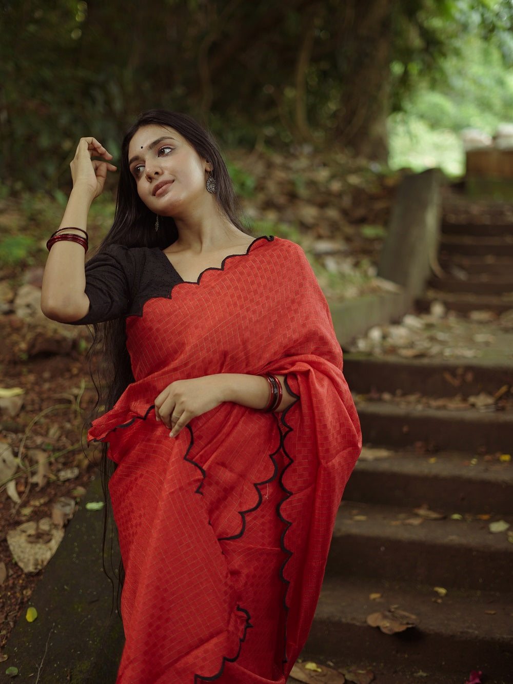 Exquisite Red Gadhwal Chex Saree with Arca Work and Lucknowi Work Blouse ClothsVilla