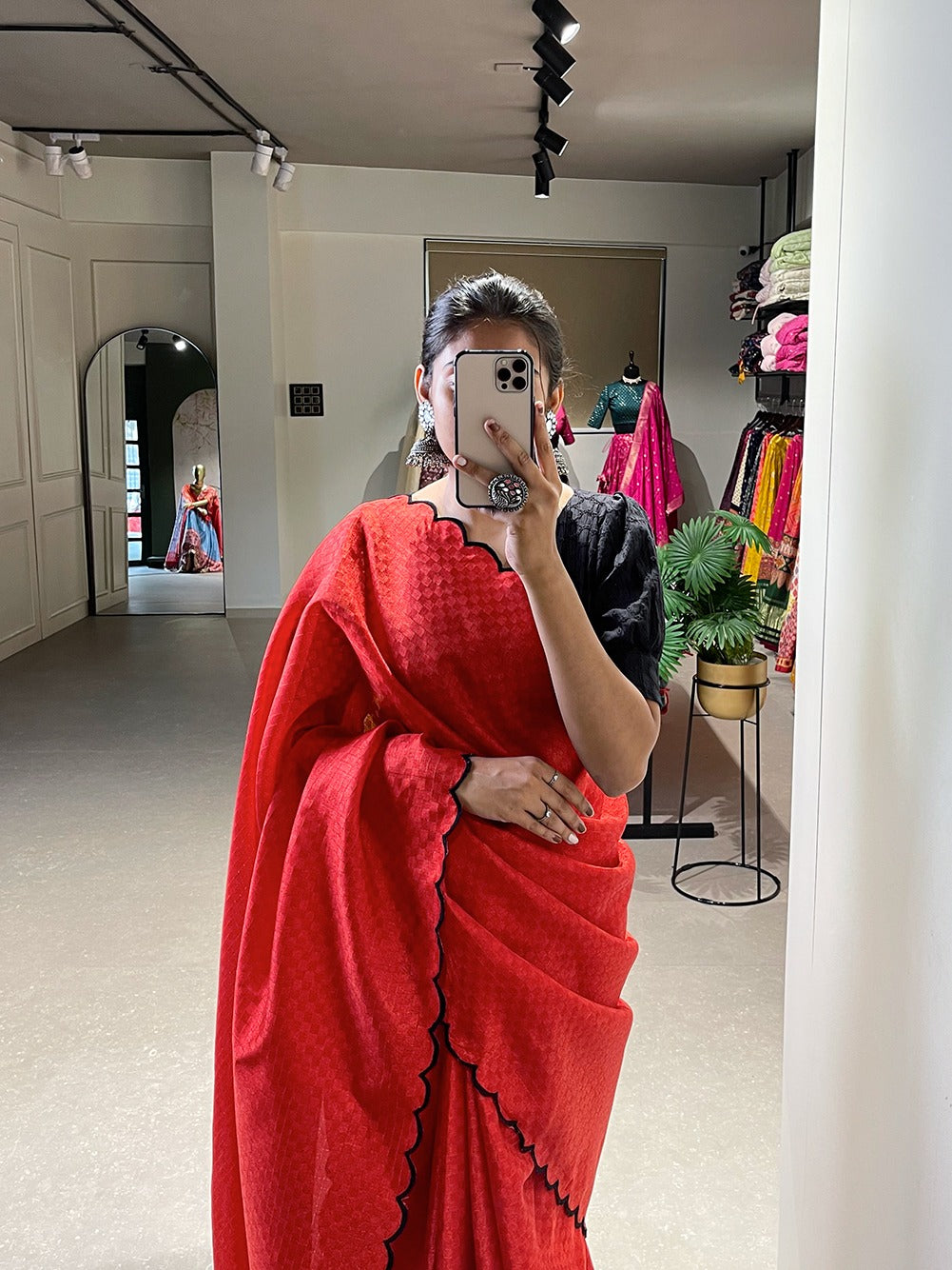 Exquisite Red Gadhwal Chex Saree with Arca Work and Lucknowi Work Blouse ClothsVilla