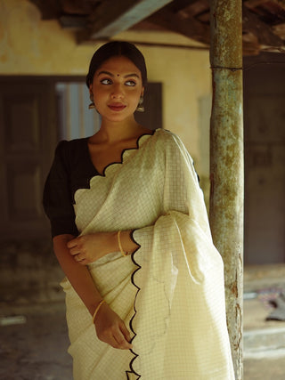 Exquisite White Gadhwal Chex Saree with Arca Work and Lucknowi Work Blouse ClothsVilla