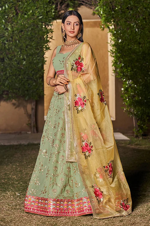 Wonderfull Collection For Women Bridal Wear Lehenga Choli With Dupatta Clothsvilla