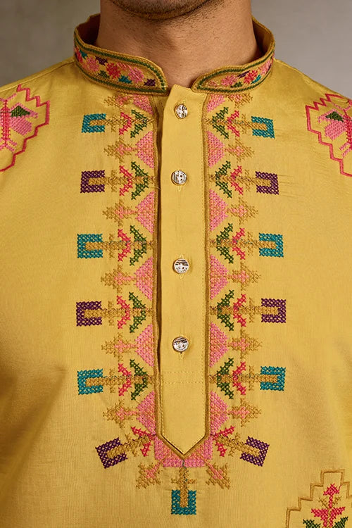 Men’s Traditional Yellow Kurta for Haldi Ceremony Clothsvilla