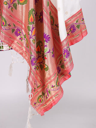 A Dupatta That Speaks Tradition – Elegant Jacquard Paithani Dupatta ClothsVilla