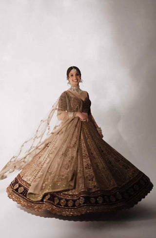 Beige Dazzling Kasturi Silk Lehenga Set – A Festive Showstopper ClothsVilla