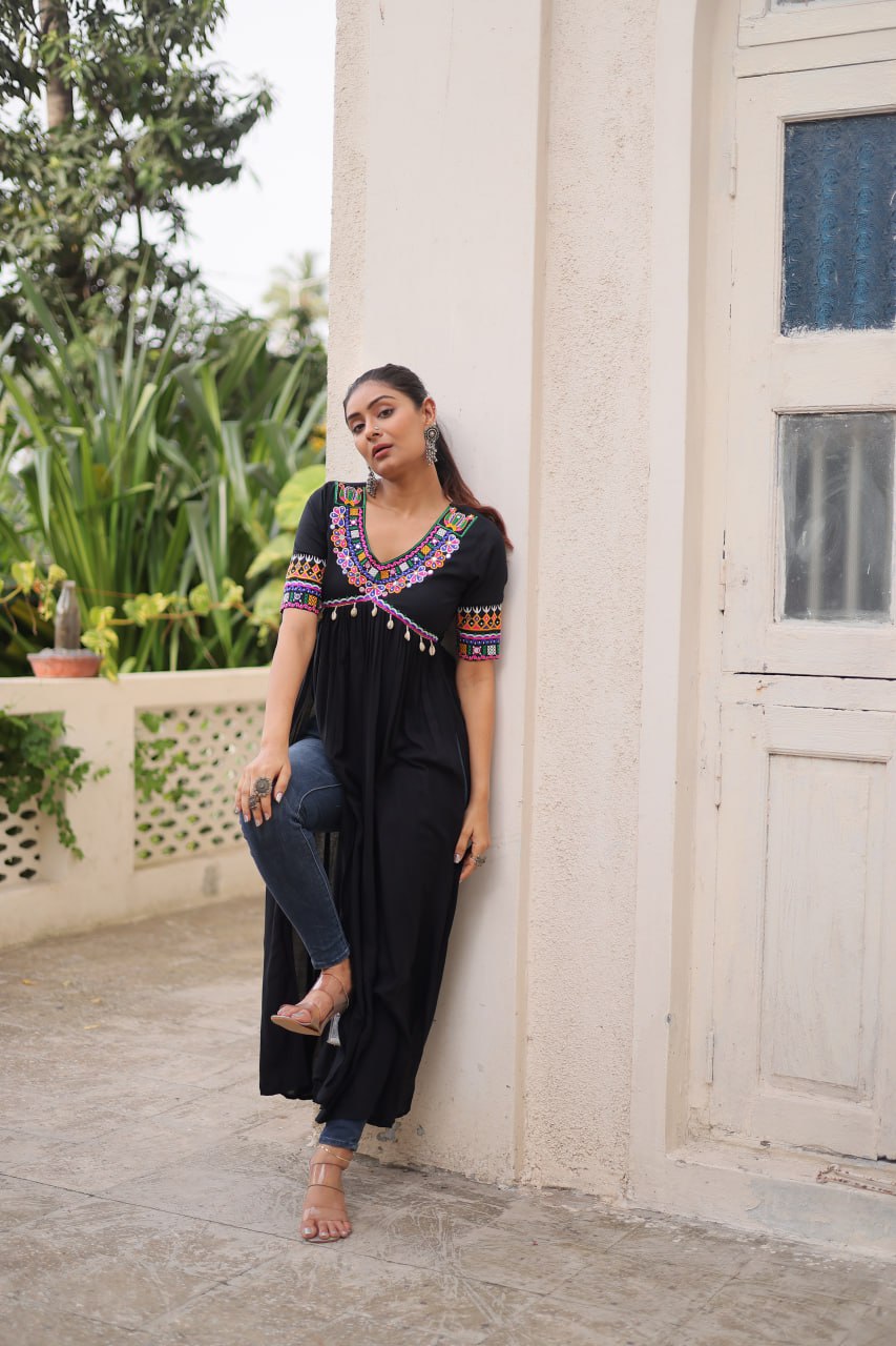 Black 14 Kg Rayon Kutchi Gamthi Embroidered Kurti ClothsVilla