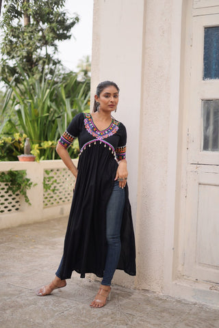 Black 14 Kg Rayon Kutchi Gamthi Embroidered Kurti ClothsVilla