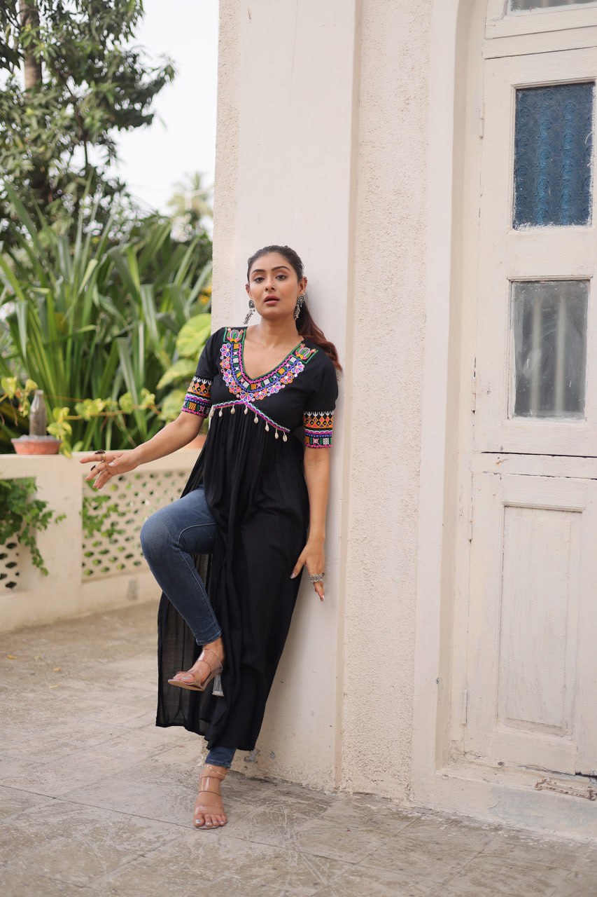 Black 14 Kg Rayon Kutchi Gamthi Embroidered Kurti ClothsVilla