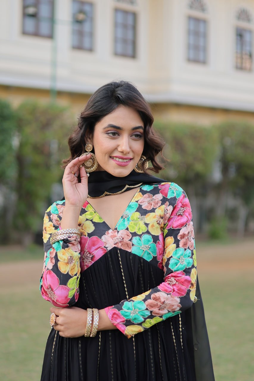 Black Color Stunning Premium Readymade Alia Cut Kurti, Pant & Dupatta Set in Viscose & Art Silk ClothsVilla