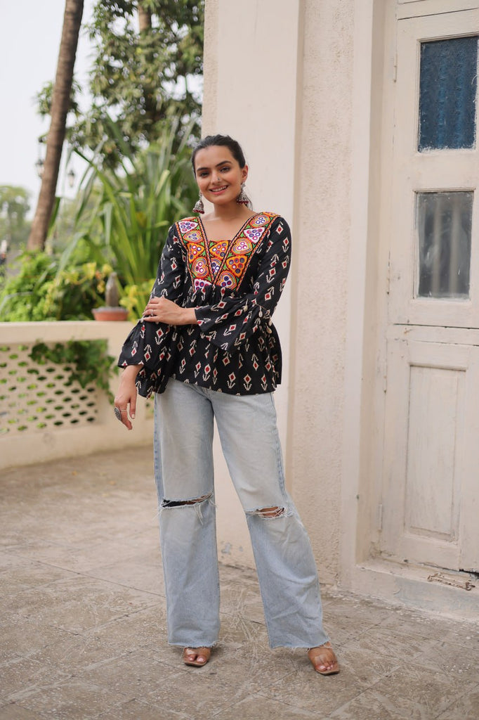 Black Cotton Printed Top with Kutchi Patchwork & Dori Closure – Stitched ClothsVilla