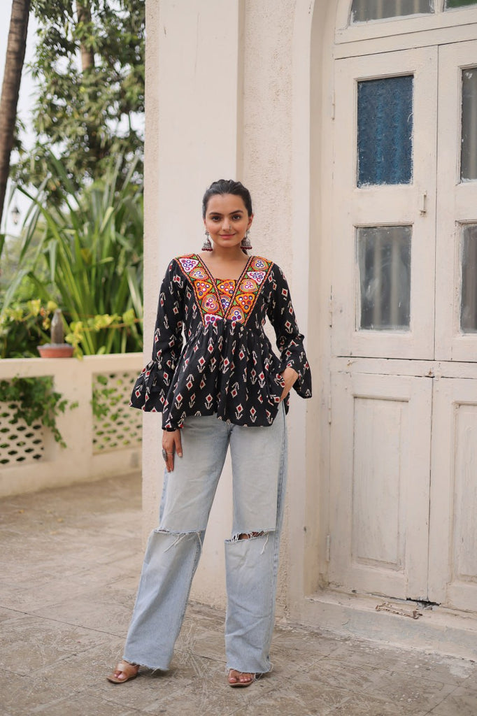 Black Cotton Printed Top with Kutchi Patchwork & Dori Closure – Stitched ClothsVilla