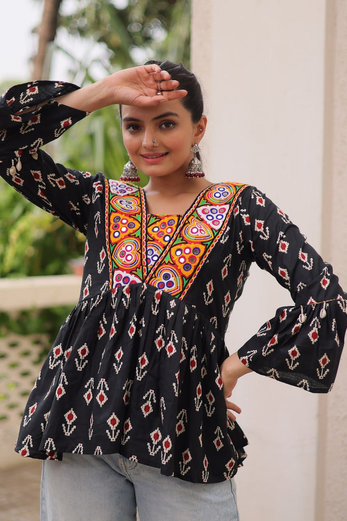 Black Cotton Printed Top with Kutchi Patchwork & Dori Closure – Stitched ClothsVilla