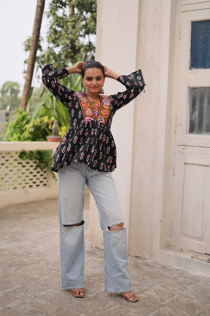 Black Cotton Printed Top with Kutchi Patchwork & Dori Closure – Stitched ClothsVilla