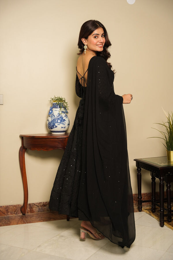 Black Elegant Georgette Printed Suit Set with Tassel Dupatta – Flowy & Chic Clothsvilla